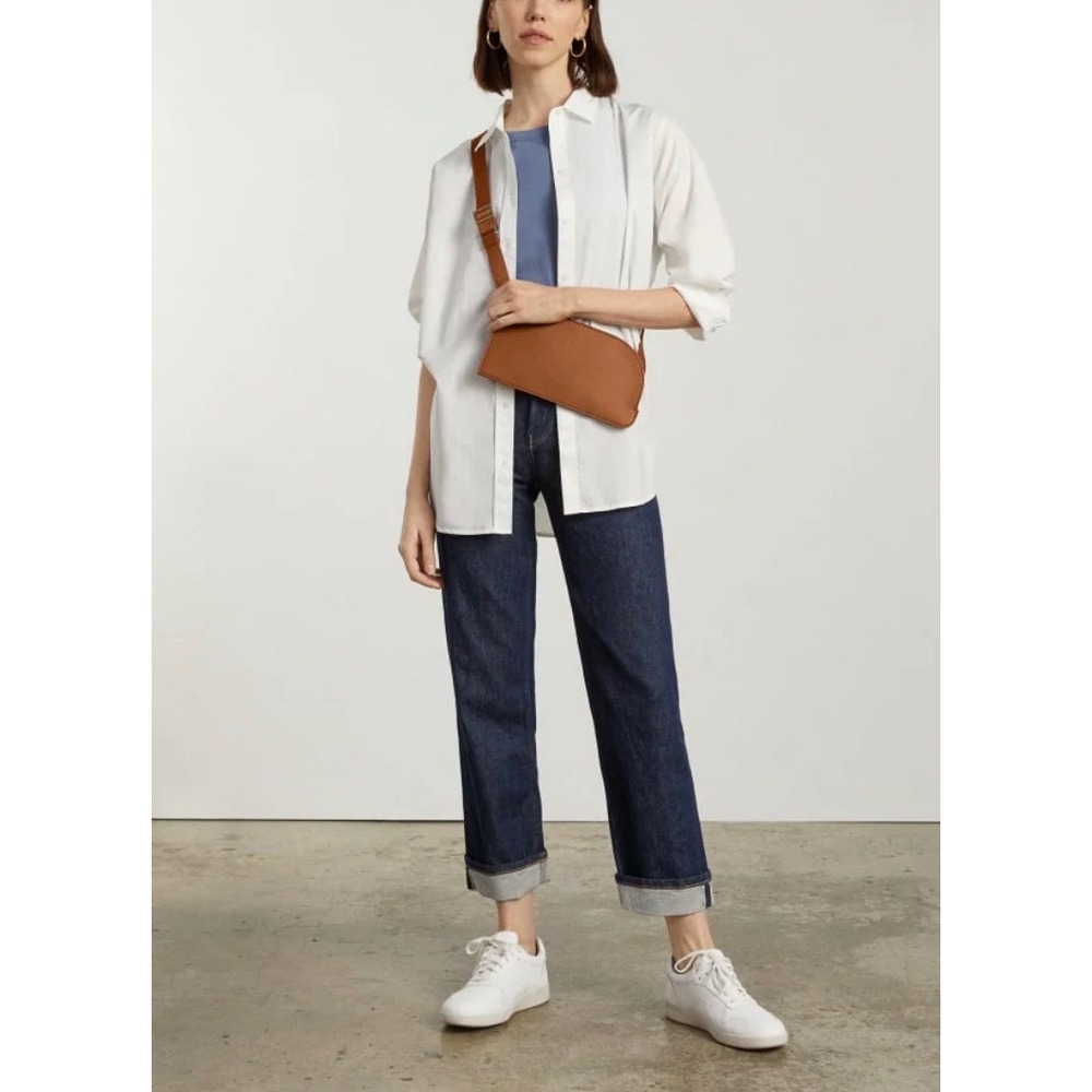 Everlane The Cactus Leather Sling Bag in Cashew Pristine Condition